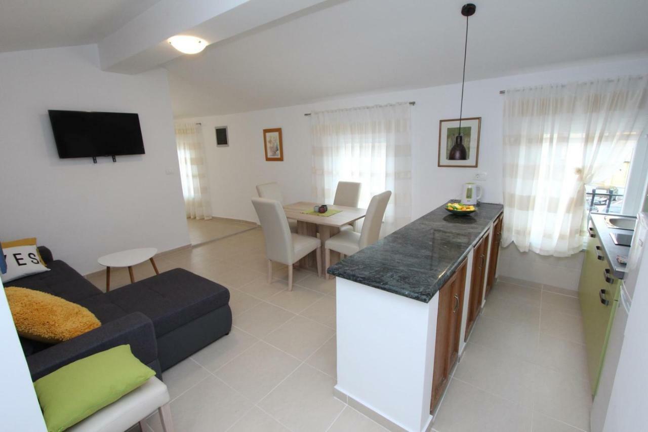 Apartments Sorriso Rovinj Ngoại thất bức ảnh